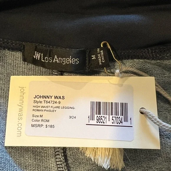 Johnny Was High Rise Flare Legging Navy Blue Roman Paisley NWT SIZE Medium - Picture 5 of 6